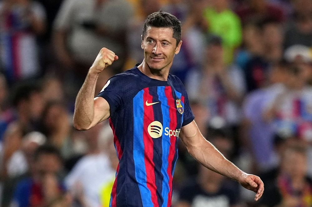 熊猫体育- 莱万多夫斯基与华为解约 